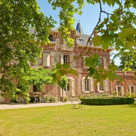 Domaine Du Buc , Les De Prestige Holiday home *