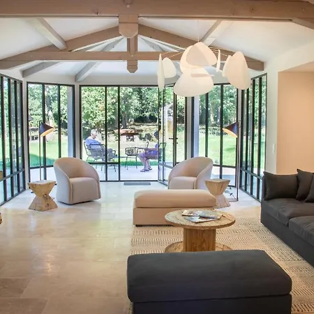 Domaine Du Buc , Les De Prestige Holiday home