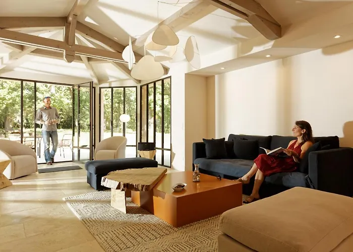 Domaine Du Buc , Les De Prestige 別荘